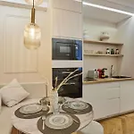 Sublime Apartment In The Heart Of Paris 4 People Fbmar1 By Studioprestige